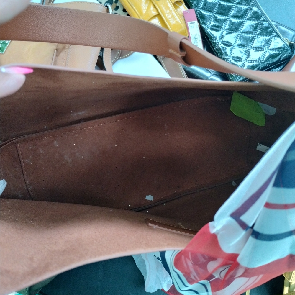 3 purses - Picture 3 of 9